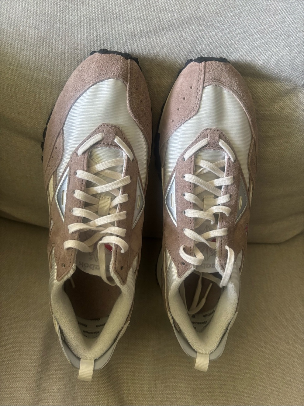 Reebok Lx 2200 Reebok Taupe 
Chalk HP7585 unisex